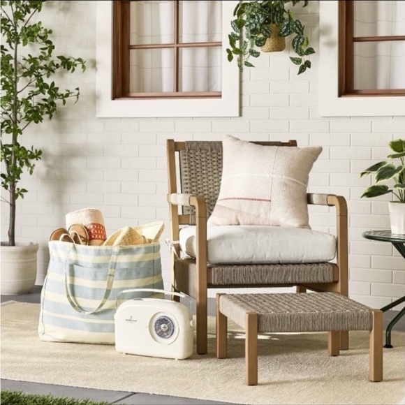 Hearth & Hand Magnolia Portable AM/FM Bluetooth Radio Cream - Picture 2 of 7